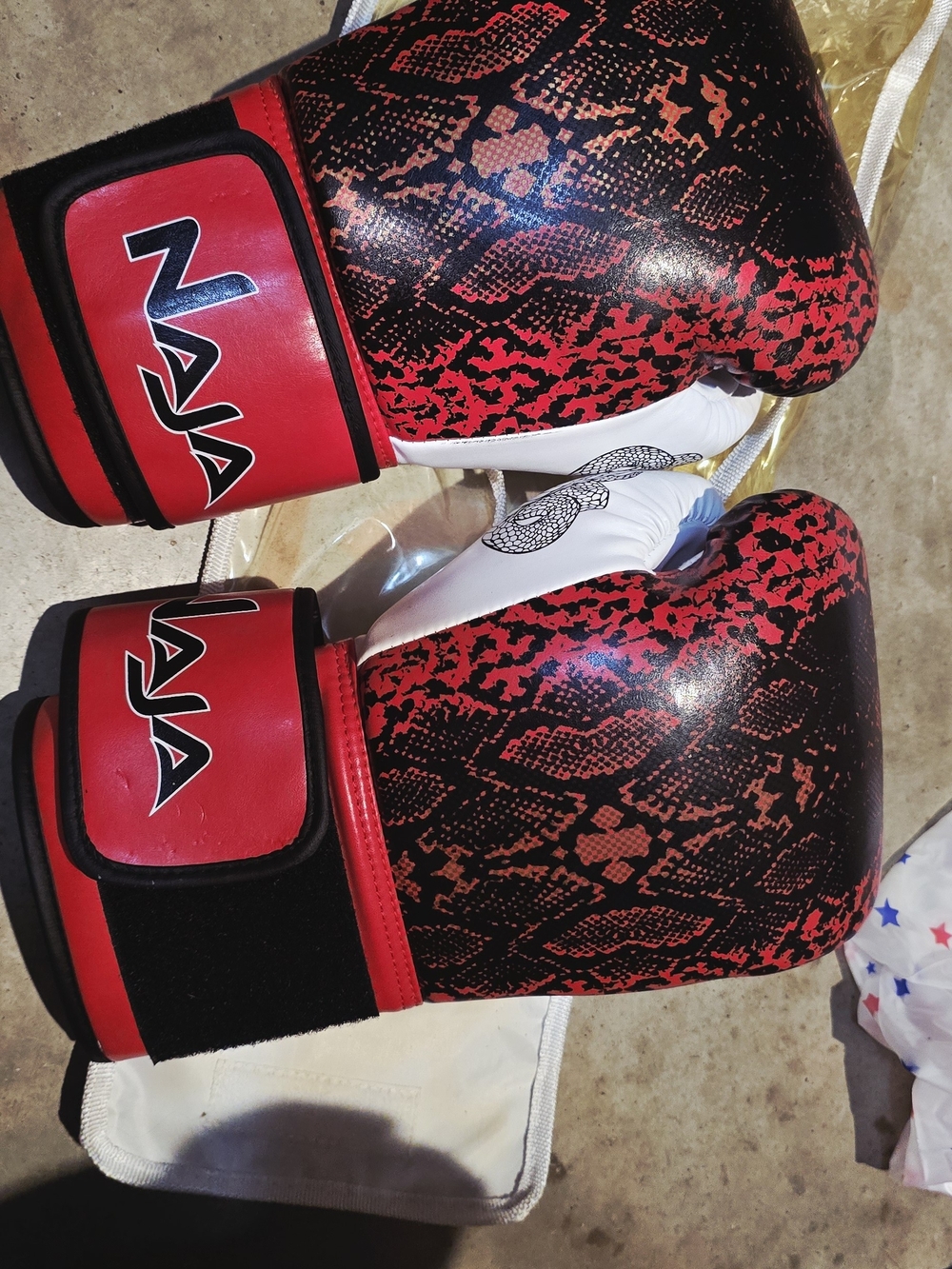 Red & Black Snake-Print Boxing Gloves
